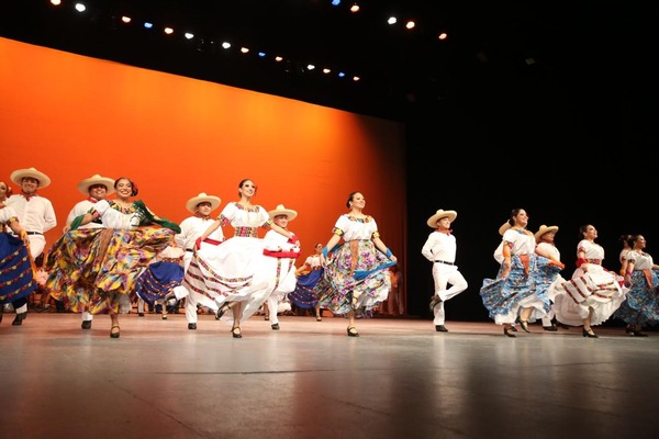 Ballet Folklórico de Tabasco regresa a los escenarios tras seis años