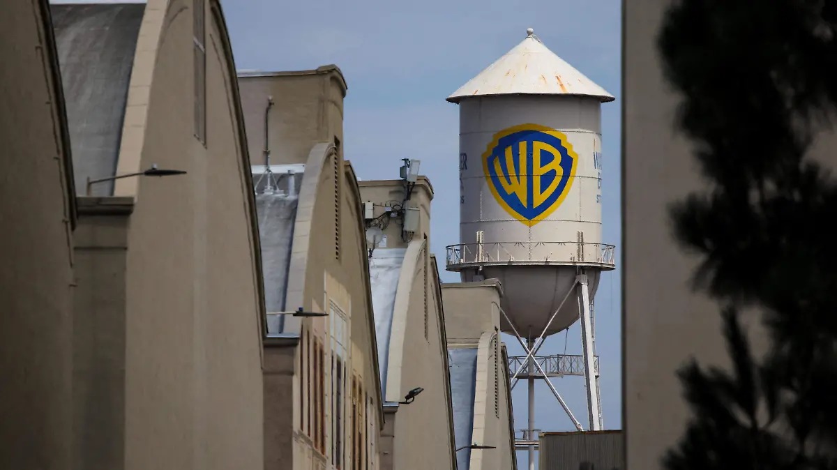Paramount amenaza con salir de California si no logra acuerdo en demanda antimonopolio