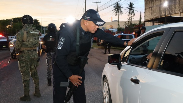 Policía de Tabasco escala al octavo lugar nacional en salarios