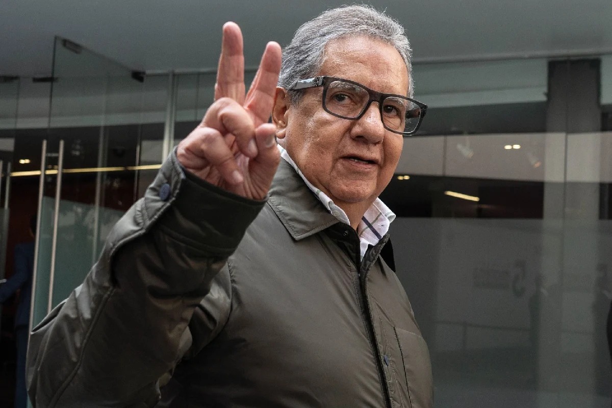 Morena elige por unanimidad a Higinio Martínez para presidir el Senado