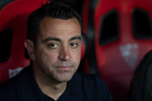 Xavi Hernández vuelve a los banquillos
