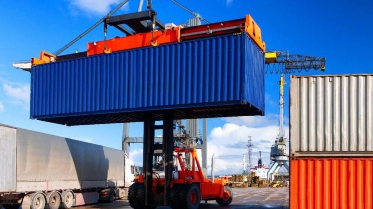 Exportaciones mexicanas registran crecimiento anual del 43.7% en julio de 2026