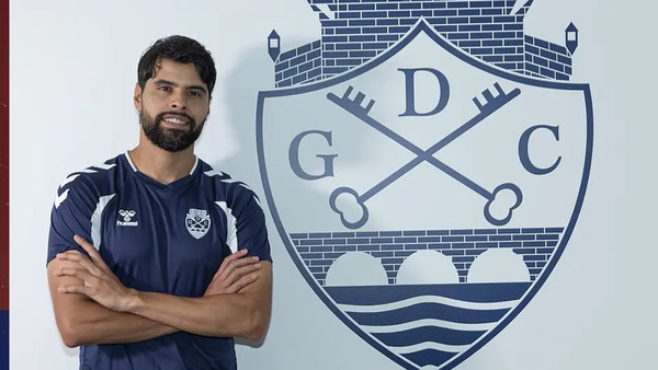 Néstor Araujo regresa a Europa con el GD Chaves