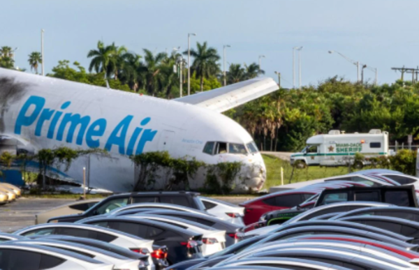 Dan de alta a pilotos tras accidente aéreo de Amazon en Miami