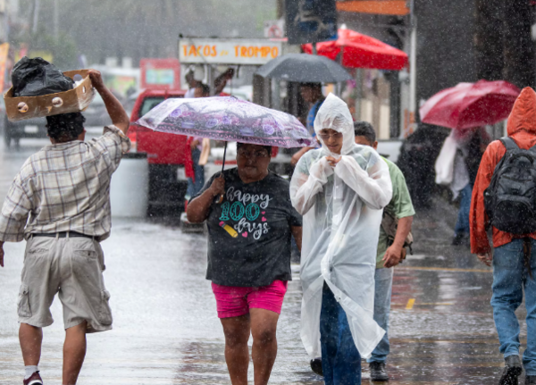 Protección Civil alerta por lluvias intensas y calor en México