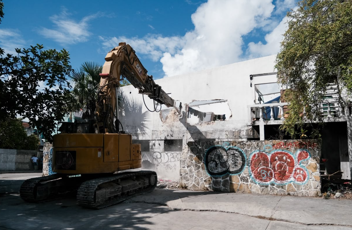 Inicia la demolición del hospital general para dar paso al Nuevo Hospital Materno Infantil de Cancún