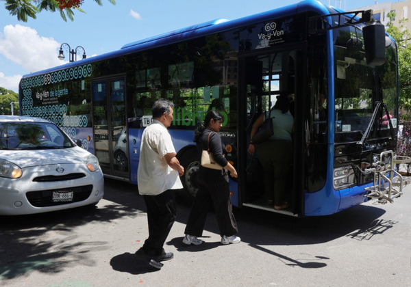 Concesionarios reforzarán transporte en Mérida ante retiro de unidades por adeudos de la ATY