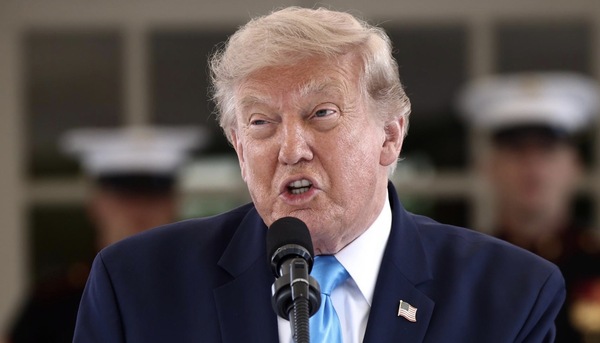 Trump amenaza a Europa con aranceles por acercamiento con Canadá