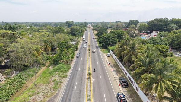 Inauguran vía Cunduacán-Comalcalco; invierten 300 mdp