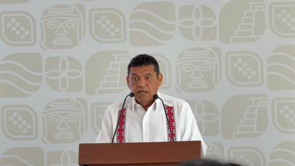 Javier May reconoce entrega de los Olmecas de Tabasco