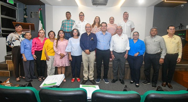 UJAT analiza desempeño de nuevos estudiantes