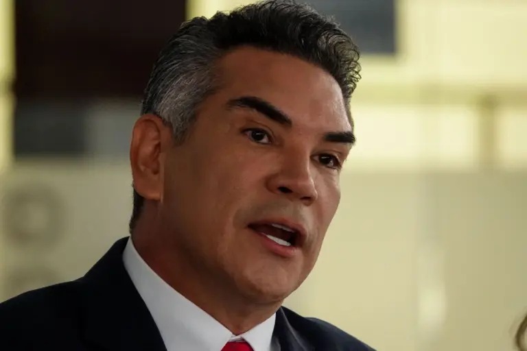 ¿Por qué el INE prohíbe al PRI llamarle “narcopartido” a Morena?