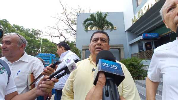 PRD exige intervención federal por emisiones de Pemex en Playas del Rosario
