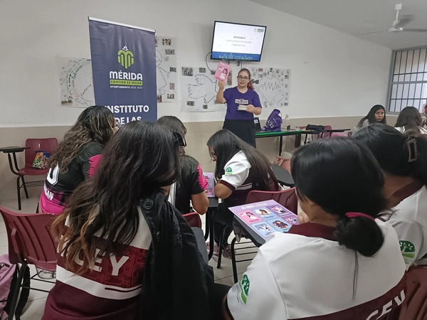 Detectan cinco embarazos adolescentes en escuelas de Mérida