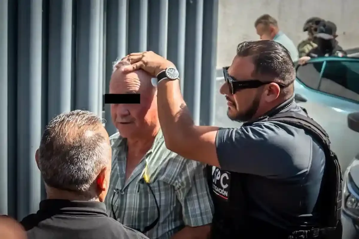Ernesto Ruffo Appel deja prisión y seguirá proceso bajo arresto domiciliario