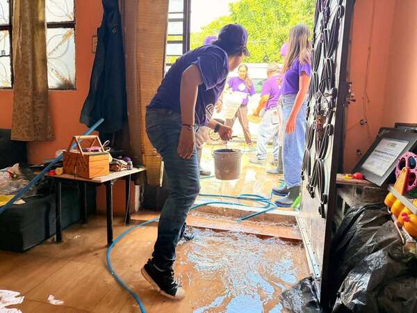 Lluvias dejan más de 150 reportes por inundaciones en Mérida
