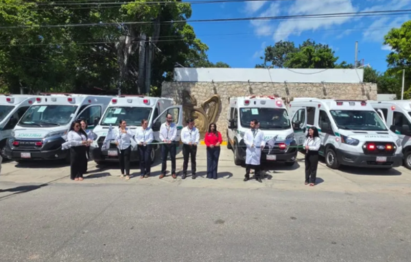 IMSS suma seis nuevas ambulancias para hospitales de Quintana Roo