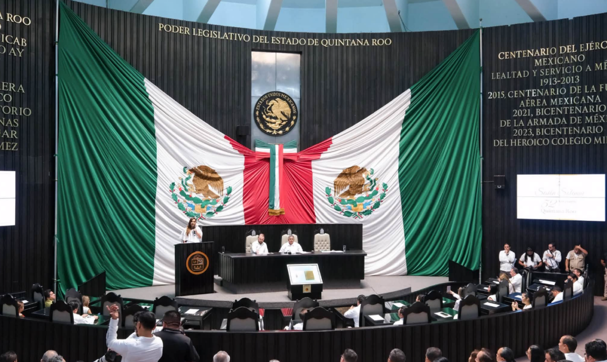 Mara Lezama plantea el futuro de Quintana Roo a 52 años de su creación