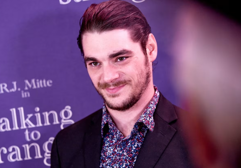 Muere RJ Mitte, actor de Breaking Bad, a los 34 años