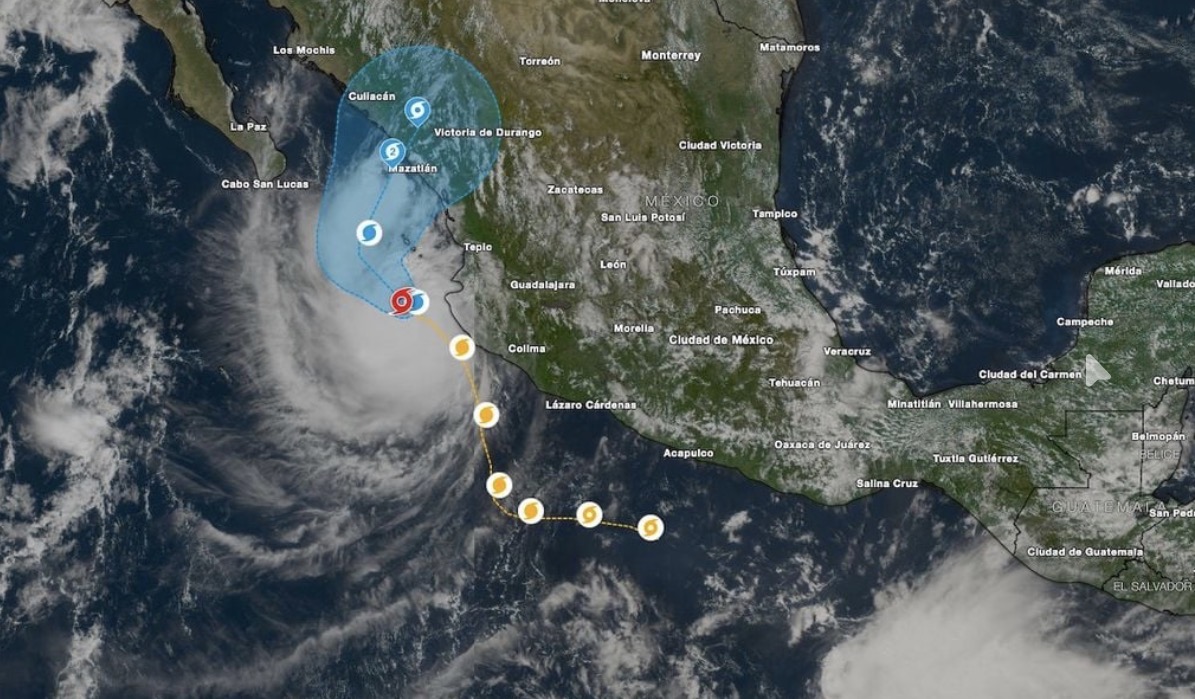 Coordinan acciones preventivas ante el huracán Simón en Sinaloa