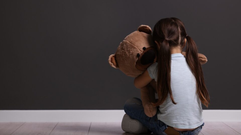 Senado aprueba nuevas medidas para proteger a menores de abuso y explotación sexual en el sector turístico