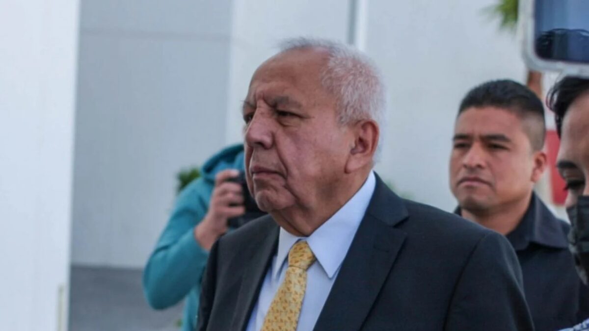 Juez cierra proceso penal contra Francisco Garduño por incendio en estación migratoria