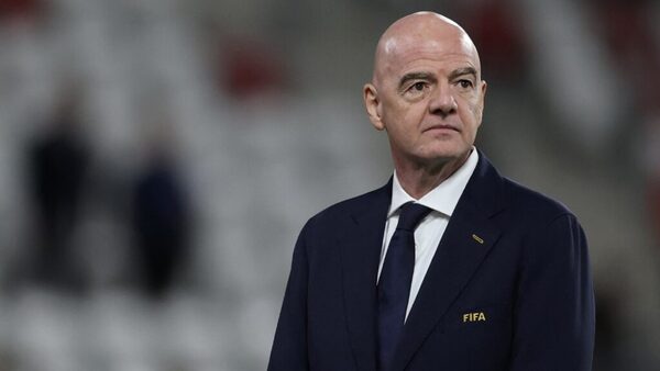Suiza retira su respaldo a Infantino